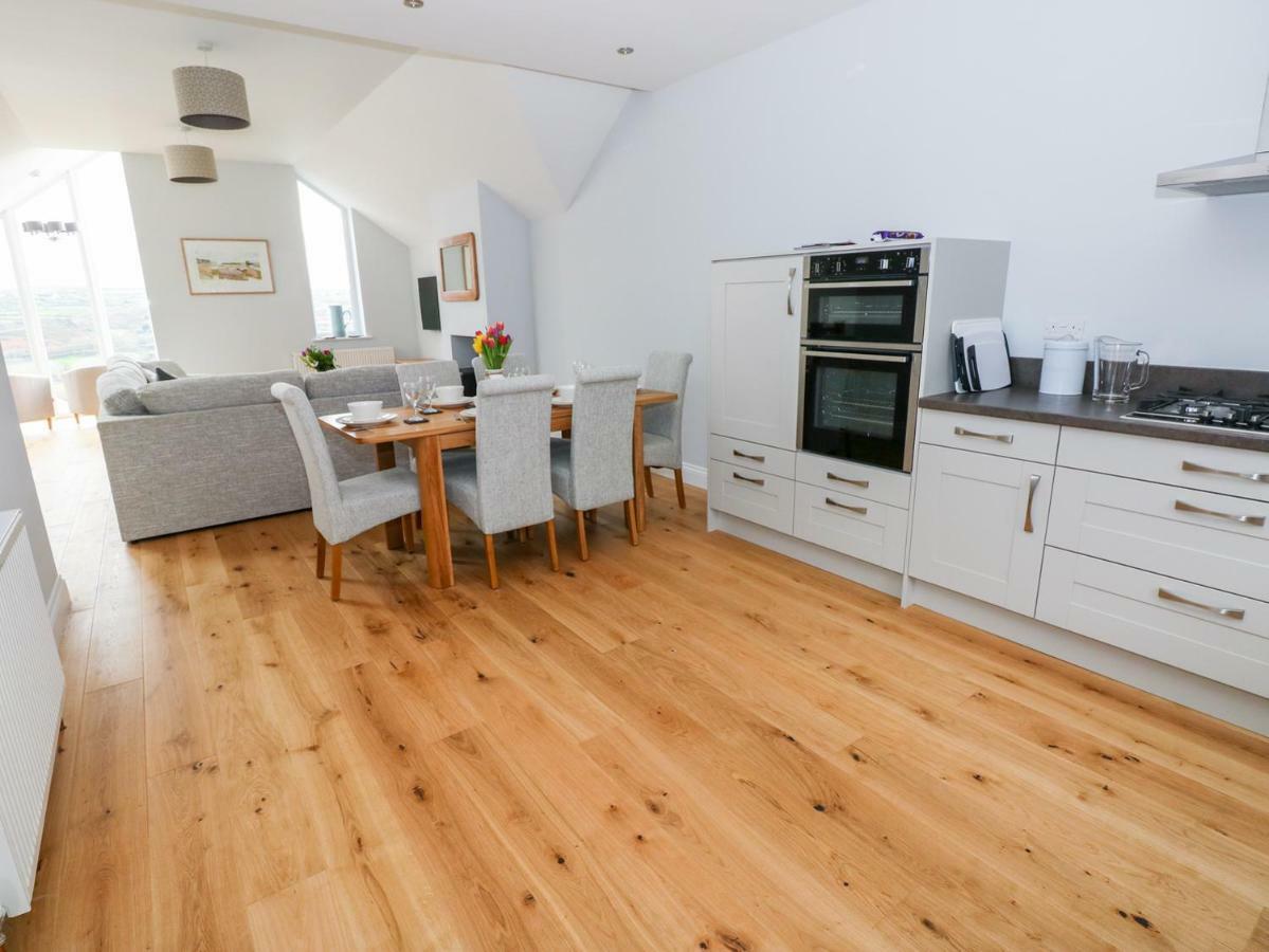 Mor Awelon Villa Goodwick Dış mekan fotoğraf